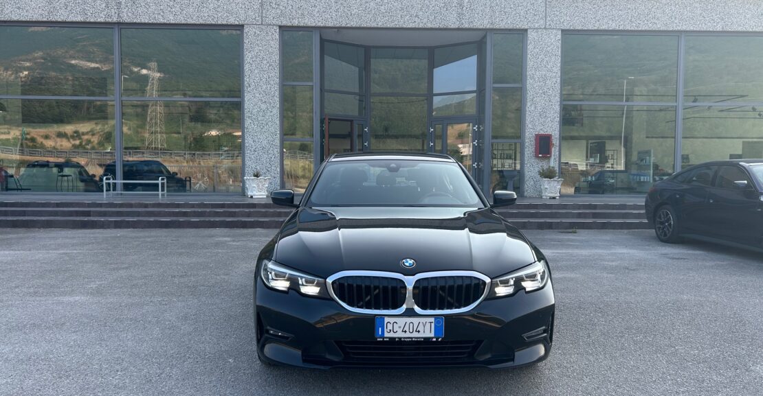 BMW 316 mhev 48V Business Advantage auto